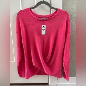 Express Twist Front Top